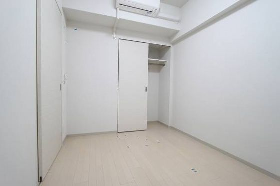 エステムプラザ難波ＥＡＳＴⅡブレストの洋室