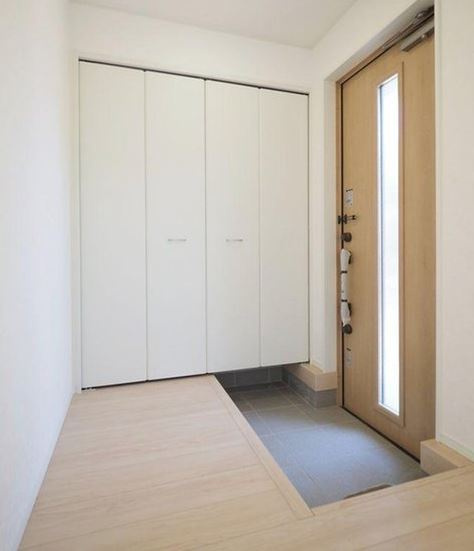 【新築】川越市笠幡平屋建て新築住宅の玄関|明るい玄関ホールです