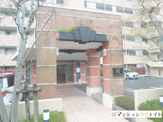 ロアール社南のエントランス