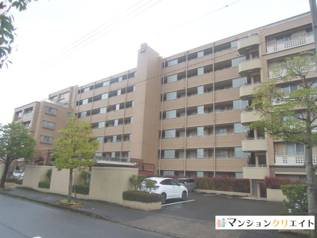 ロアール社南の外観