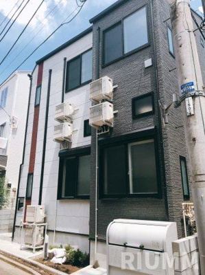 【エントランス】 | クレシア下高井戸