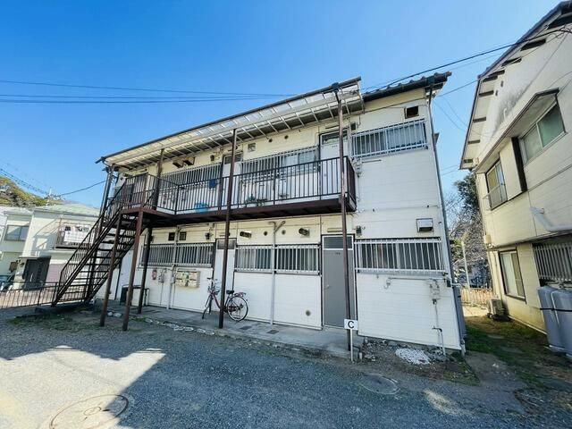 港南ハイツの外観