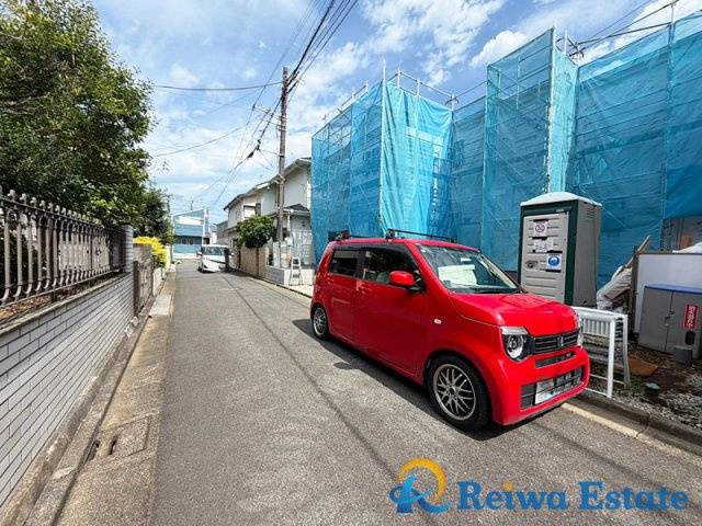 新築戸建　茅ヶ崎市矢畑の前面道路含む現地写真