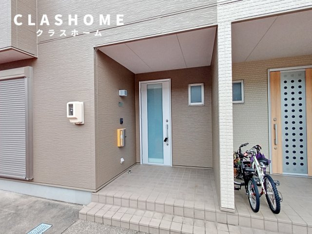 ラフィネⅢ　　刈谷市近郊の賃貸はクラスホーム刈谷店のエントランス