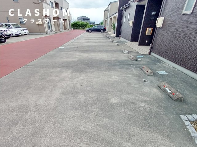 ラフィネⅢ　　刈谷市近郊の賃貸はクラスホーム刈谷店の駐車場