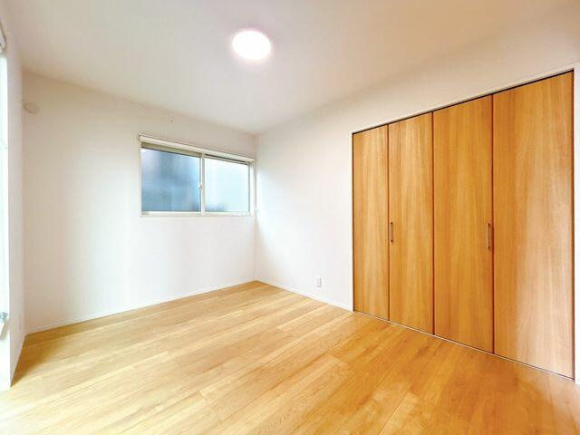 豊橋市西松山町の中古一戸建の洋室|【洋室（１）６帖】 