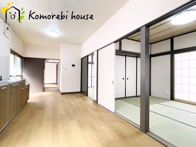 上尾市本町二丁目　中古戸建の居間・リビング|ゆったり過ごせるリビングです