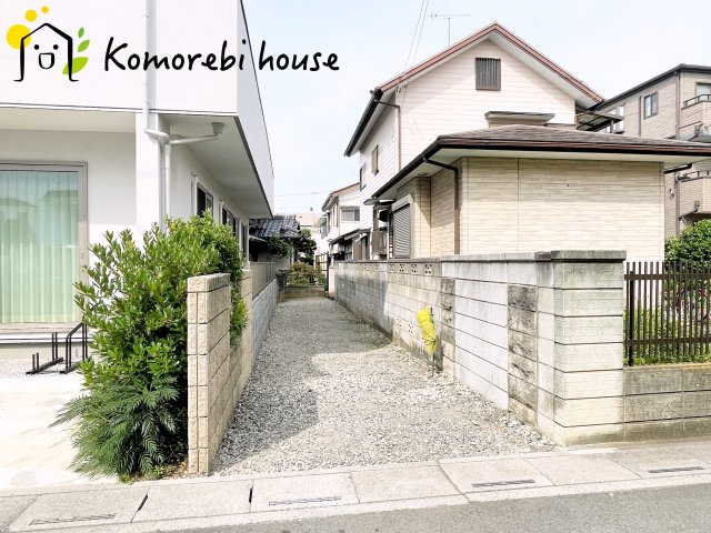 上尾市本町二丁目　中古戸建の駐車場|カースペースがあります