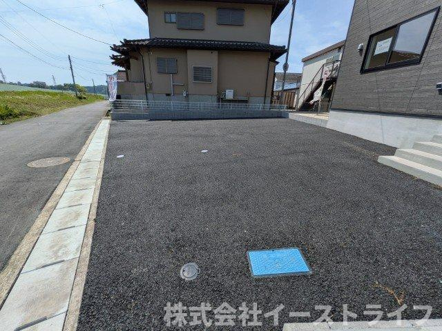 【新築戸建】　いわき市平第21　全2棟の駐車場|2号棟駐車場　カースペースです（3台駐車可能）