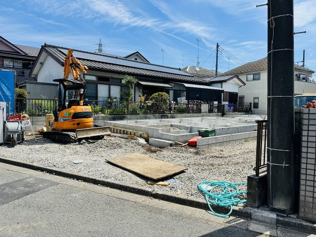 八王子市　中野町　新築一戸建て　２期の外観|～太陽光パネル搭載　周辺商業施設充実　カースペース２台あり便利です～