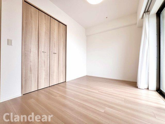 ゼクシア新松戸の洋室