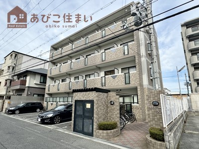 コスモコート大南の外観