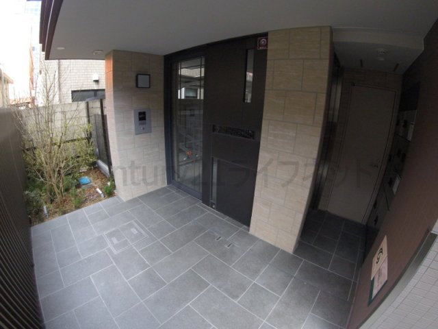 【エントランス】 | アザレア梅田