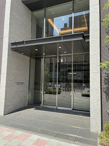 シティハウス湯島ステーションコートのエントランス