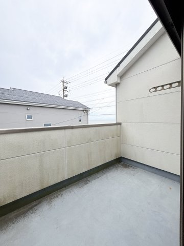 新舞子大草貸家のバルコニー