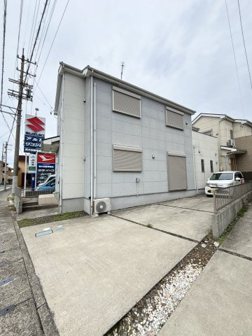 新舞子大草貸家の駐車場