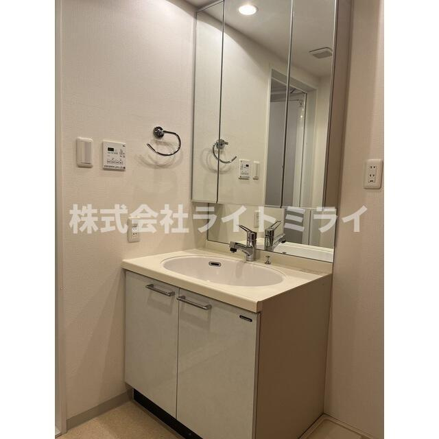 ネオマイム文京音羽の独立洗面台| 