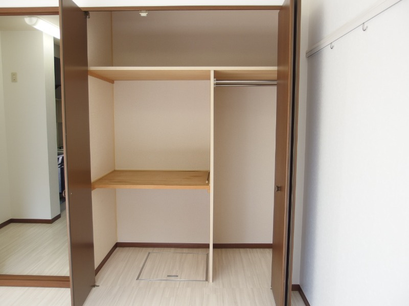 ルミエールＡ（洞）の収納