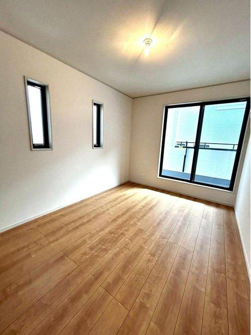 花中町　新築戸建の内装|6畳の洋室で子供部屋にぴったり◎
趣味部屋でも使えます。