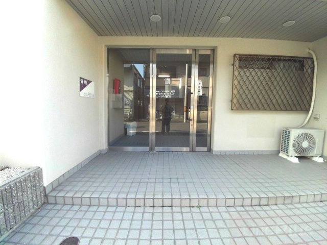福田マンションのエントランス|ゆとりのあるエントランスです