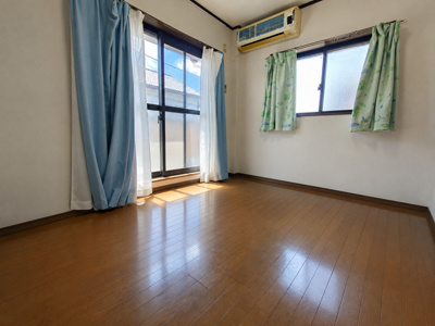【子供部屋】 | 豊中市北桜塚２丁目中古戸建 | エイブル売買事業部では、箕面市・豊中市・吹田市・池田市・茨木市・高槻市の北摂エリア全域で、物件のご紹介を致しております。北摂エリアにて購入物件をお探しの際は、当社までお問合せ下さいませ。