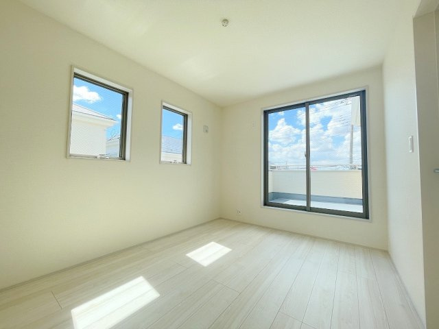 三郷市新和4丁目　新築戸建　全2棟　1号棟の洋室|同施工会社の参考写真になります。