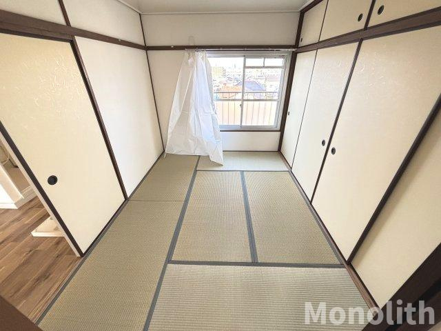 鶴山台10号棟の和室