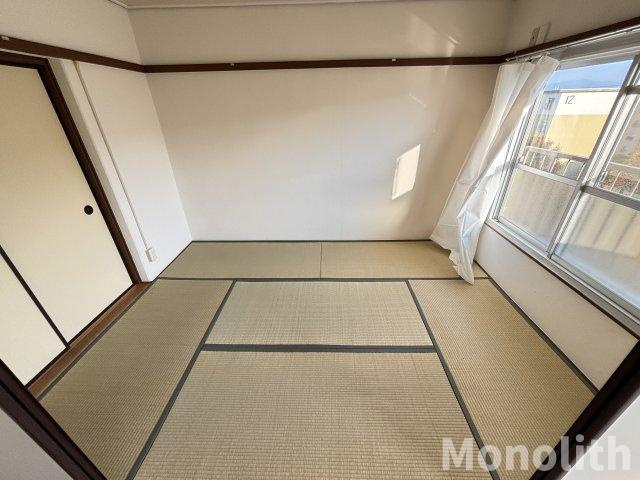 鶴山台10号棟の和室