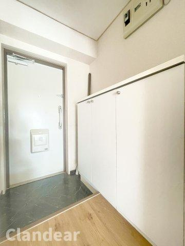 トーワ立石マンションＡ棟の玄関|ドキドキの新生活も、安心してスタート。ぴったりの住まいを見つけませんか？クランディアが一緒に住まい選びをサポートします‼　まずは、お気軽にお問合せください　＃クランディア