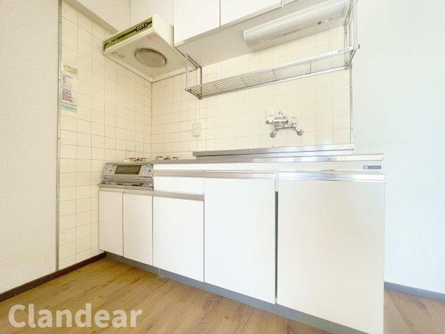 トーワ立石マンションＡ棟のキッチン|ドキドキの新生活も、安心してスタート。ぴったりの住まいを見つけませんか？クランディアが一緒に住まい選びをサポートします‼　まずは、お気軽にお問合せください　＃クランディア