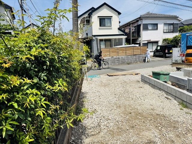 八王子市　中野町　新築一戸建て　２期の展望|～周辺商業施設充実　カースペース２台あり便利です～
