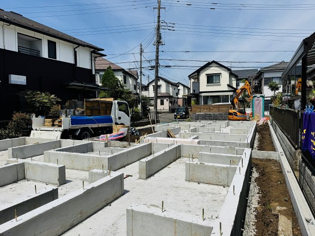 八王子市　中野町　新築一戸建て　２期の外観|～太陽光パネル搭載　周辺商業施設充実　カースペース２台あり便利です～