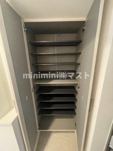 スプランディッド中之島DUEの収納