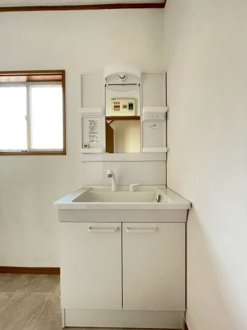 【独立洗面台】 | 川越市霞ヶ関戸建て | 月額管理料無料！賃貸管理はアブレイズパートナーズにお任せを！