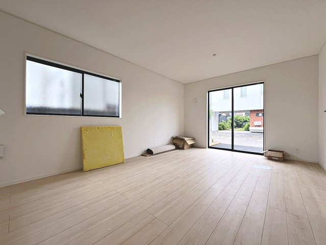 新築戸建・新築建売　福島市北沢又第10　北沢又小・信陵中の居間・リビング
