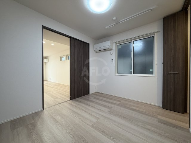 クラシスト三津屋南の洋室|洋室
