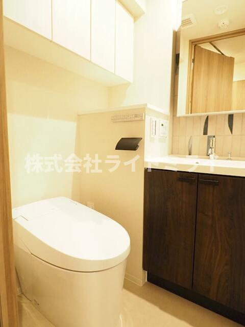 クレヴィアリグゼ日暮里根岸のトイレ| 