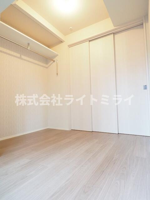 クレヴィアリグゼ日暮里根岸の居間・リビング| 