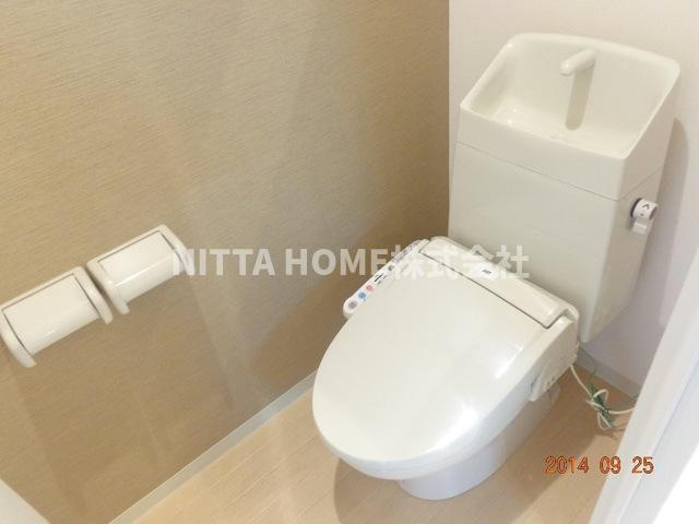 福知山市東羽合町のアパートのトイレ|シャワー付きのトイレです★