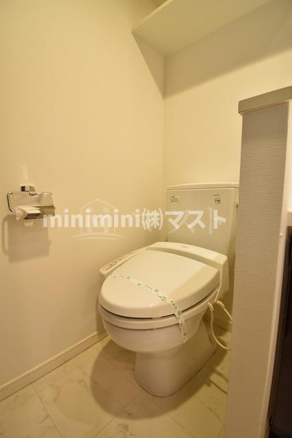 大阪市中央区久太郎町１丁目の賃貸マンションのトイレ