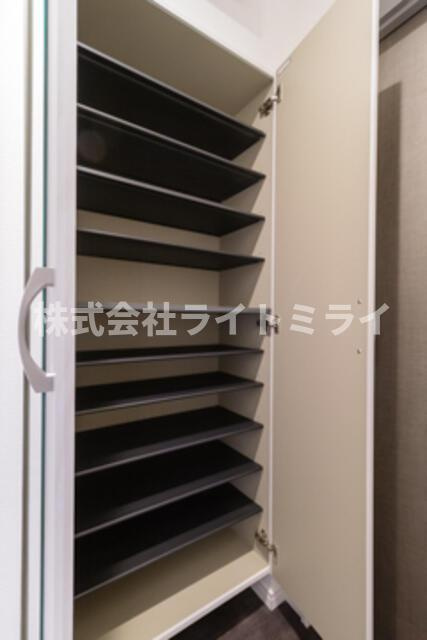 ＴＯＫＹＯ　ＦＬＡＴの玄関|※写真は同タイプ住戸です。 