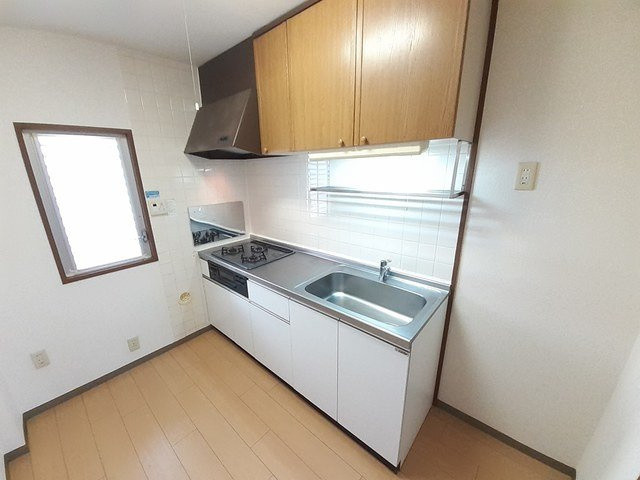 パルシャスつくばⅠのキッチン|グリル付きのシステムキッチン