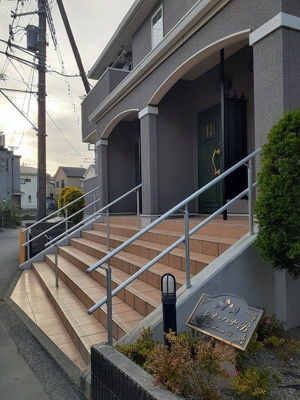 【エントランス】 | レオハナＢ(レオハナビー)
