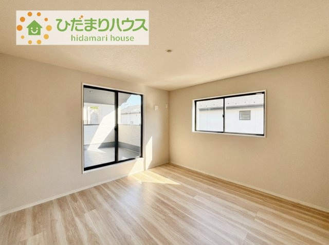 【寝室】 | 土浦市上高津2期　新築戸建　1号棟 | 広めの主寝室は、ベッドの他にもパソコンデスクやドレッサーなども置けちゃいます(*^-^*)