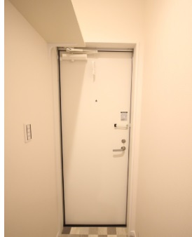 【玄関】 | ルミナス下北沢 | 先行申込受付中！内見後契約になります。お気軽に申込ください。