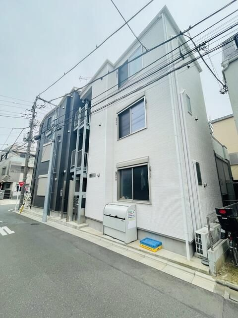 ディアマンテ北千住の外観
