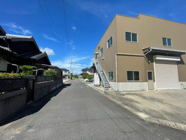 碧南市権現町貸倉庫の外観
