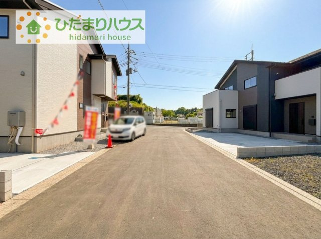 【前面道路含む現地写真】 | 土浦市上高津2期　新築戸建　3号棟 | 是非一度、ご家族そろってご内覧ください♪
