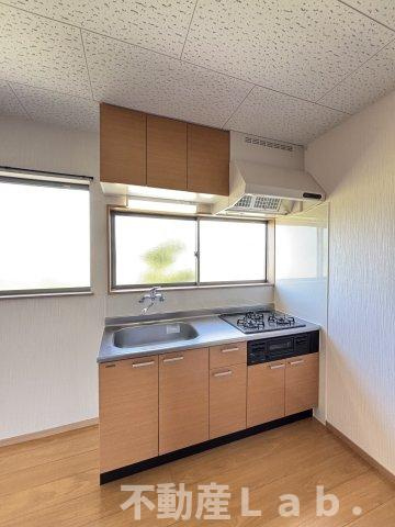 モアハピネス松山のキッチン|※同一建物２階のお写真です。