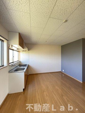 モアハピネス松山の内装|※同一建物２階のお写真です。